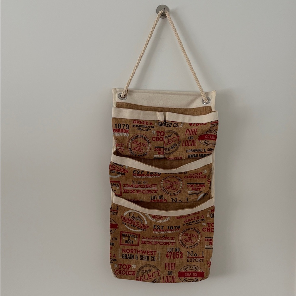Burlap Wall Hanger - Brown